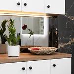 Gin Apartment *